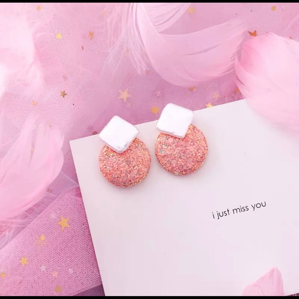 Cute earrings